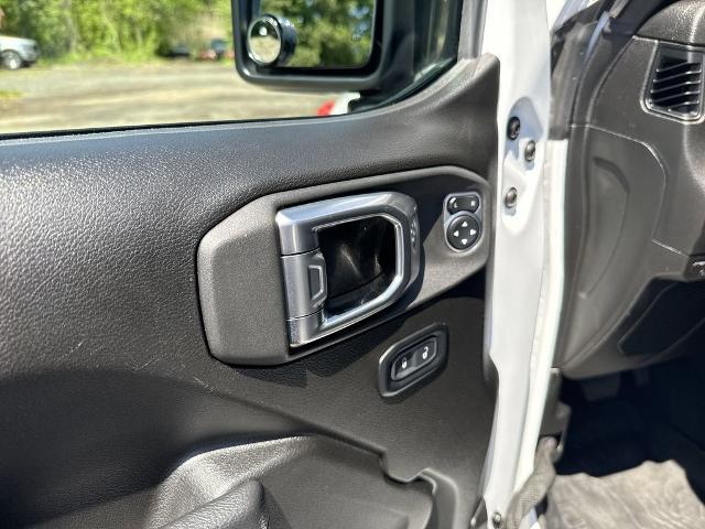 2025 Jeep Wrangler 4-Door Willys 4x4