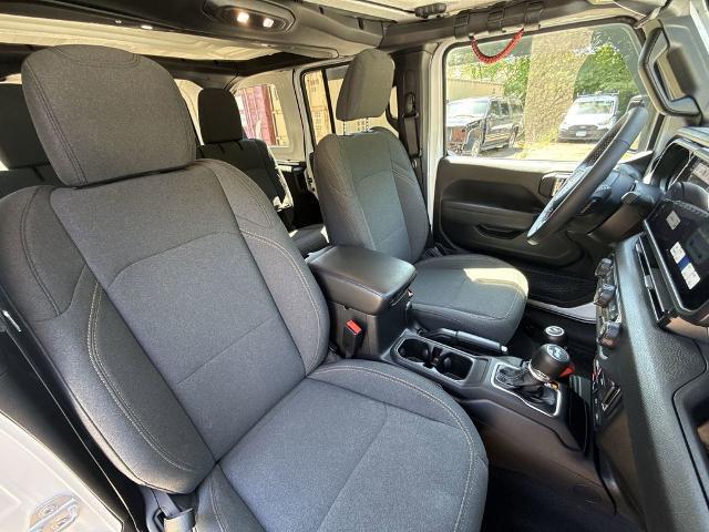 2025 Jeep Wrangler 4-Door Willys 4x4