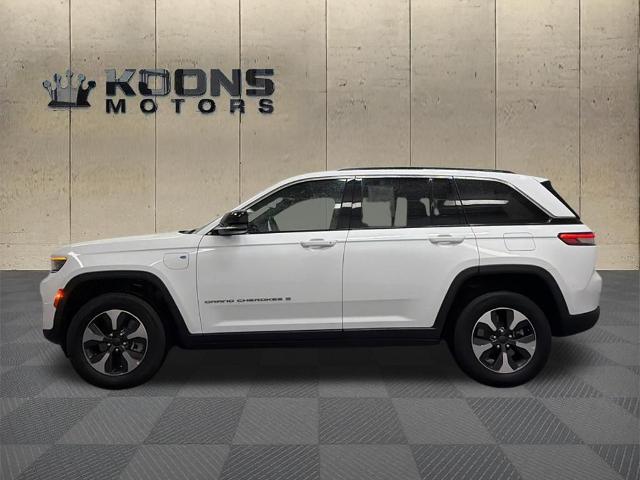 2024 Jeep Grand Cherokee Base
