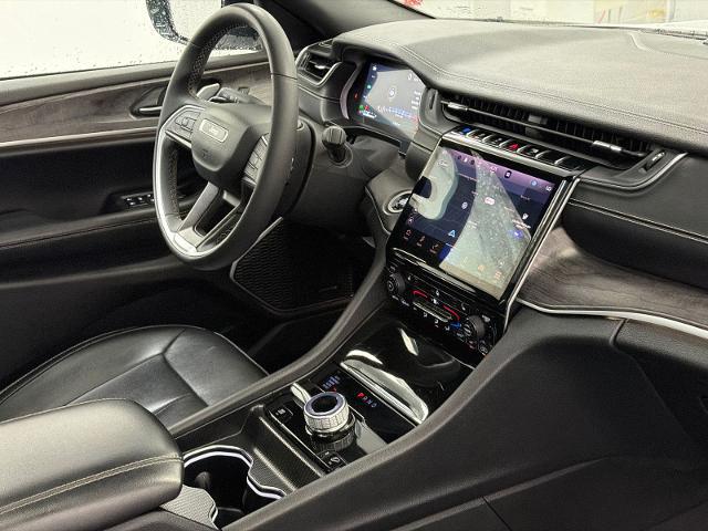 2024 Jeep Grand Cherokee Base