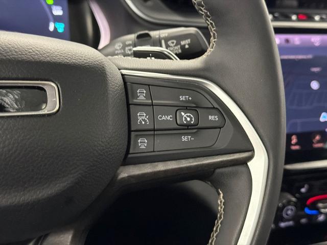 2024 Jeep Grand Cherokee Base