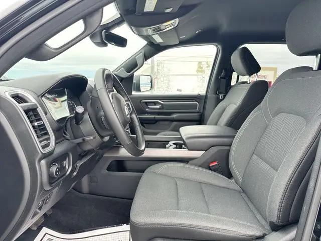 2021 Ram 1500 Big Horn Crew Cab 4x4 5'7" Box