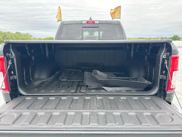 2021 Ram 1500 Big Horn Crew Cab 4x4 5'7" Box