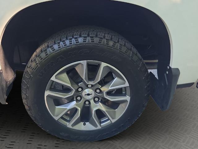 2022 Chevrolet Silverado 1500 4WD Crew Cab Short Bed RST