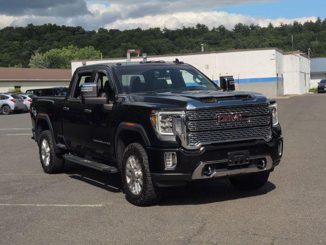 2022 GMC Sierra 2500HD 4WD Crew Cab Standard Bed Denali