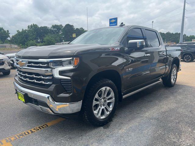 2023 Chevrolet Silverado 1500 4WD Crew Cab Short Bed LTZ