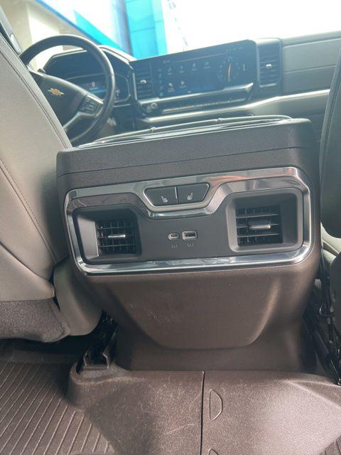 2023 Chevrolet Silverado 1500 4WD Crew Cab Short Bed LTZ