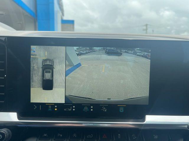 2023 Chevrolet Silverado 1500 4WD Crew Cab Short Bed LTZ