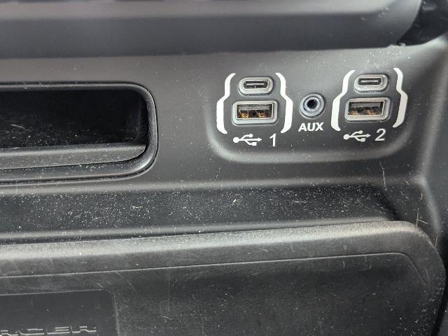 2021 Ram 1500 Laramie Crew Cab 4x4 6'4" Box