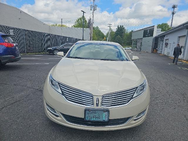 2016 Lincoln MKZ Base