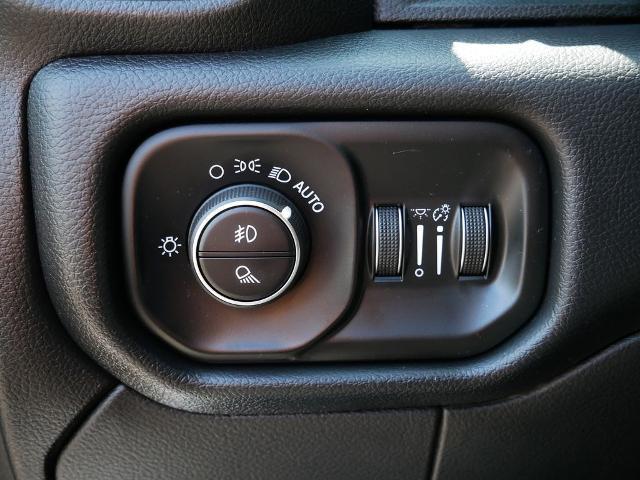 2019 Ram 2500 Big Horn Crew Cab 4x4 6'4" Box