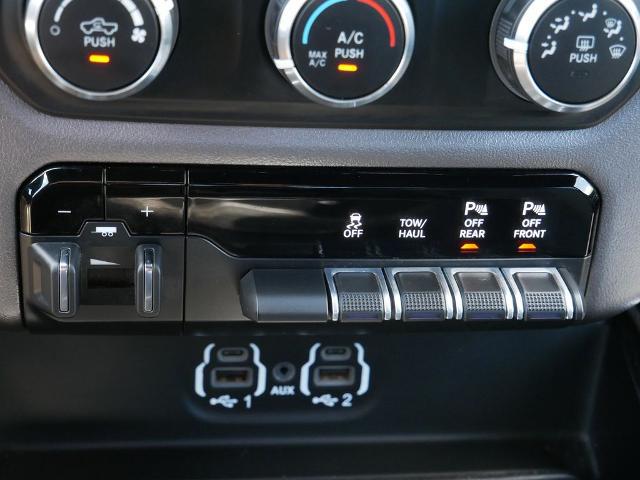 2019 Ram 2500 Big Horn Crew Cab 4x4 6'4" Box