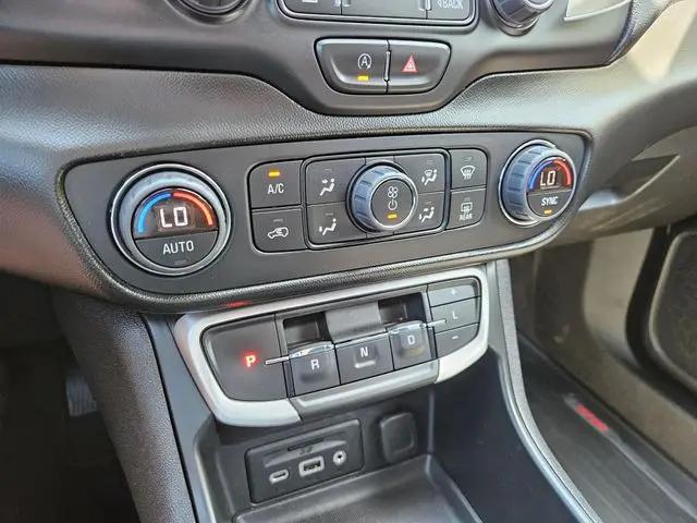 2022 GMC Terrain AWD SLE