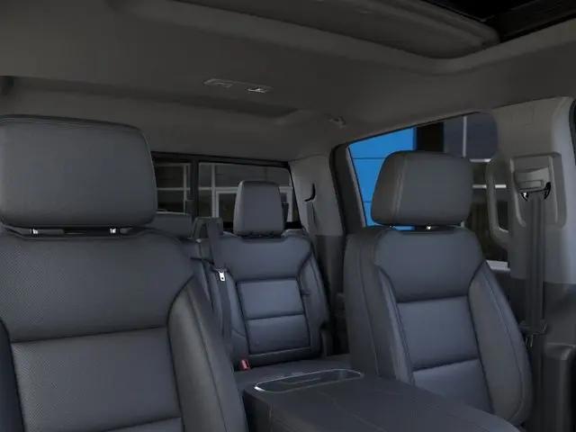 2026 GMC Sierra 1500 Crew Cab, Short Bed, SLT, 4WD