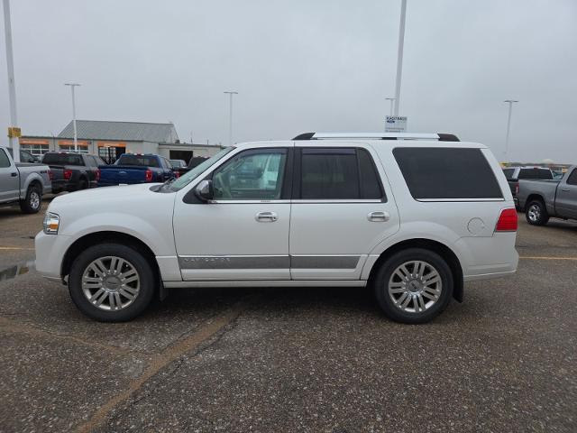 2011 Lincoln Navigator Base