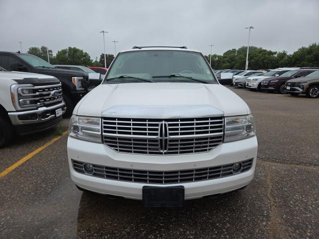 2011 Lincoln Navigator Base
