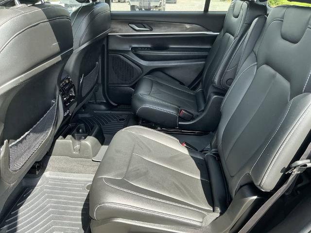 2023 Jeep Grand Cherokee L Limited 4x2