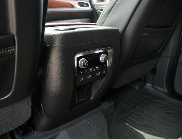 2024 GMC Yukon 4WD Denali Ultimate