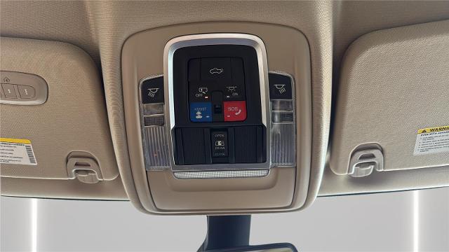2019 Ram 1500 Laramie Crew Cab 4x4 5'7" Box