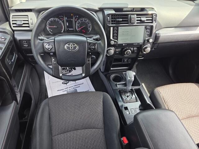 2022 Toyota 4Runner TRD Off Road
