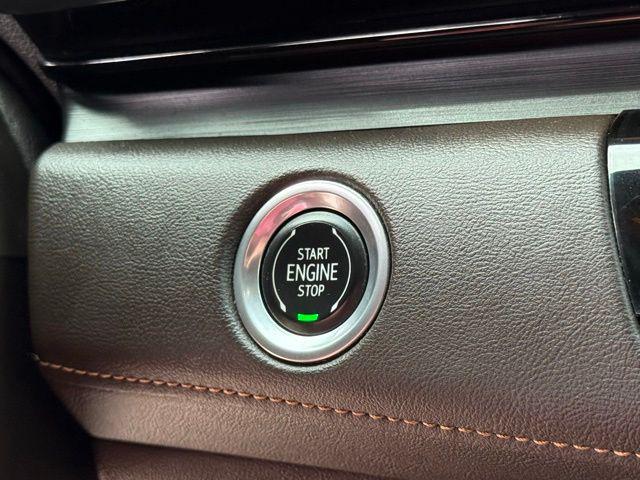2021 Cadillac Escalade 4WD Premium Luxury