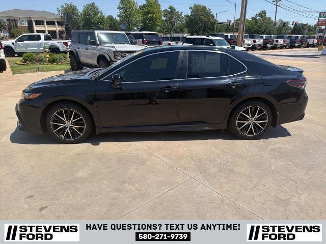 2023 Toyota Camry SE