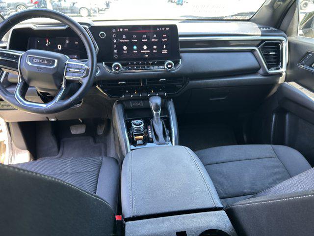 2023 GMC Canyon 4WD Crew Cab Short Box Elevation