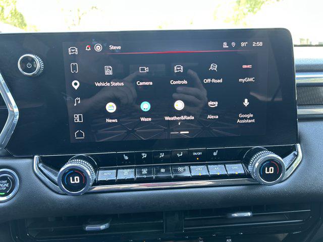 2023 GMC Canyon 4WD Crew Cab Short Box Elevation