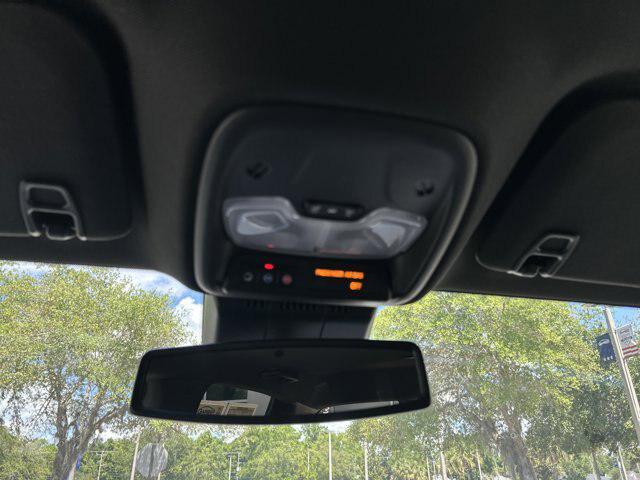 2023 GMC Canyon 4WD Crew Cab Short Box Elevation