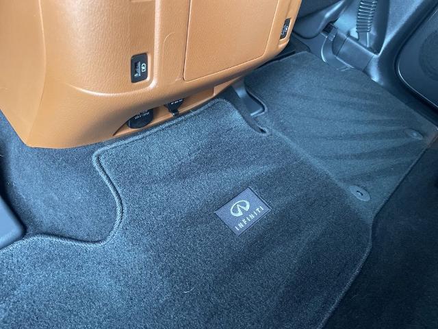 2024 INFINITI QX80 SENSORY AWD