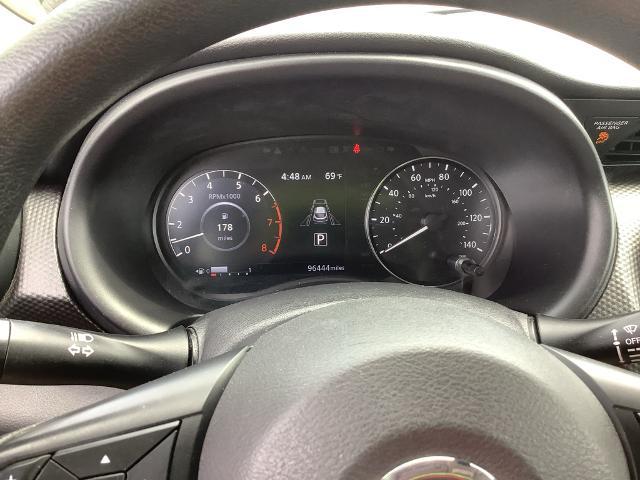 2021 Nissan Kicks SV Xtronic CVT