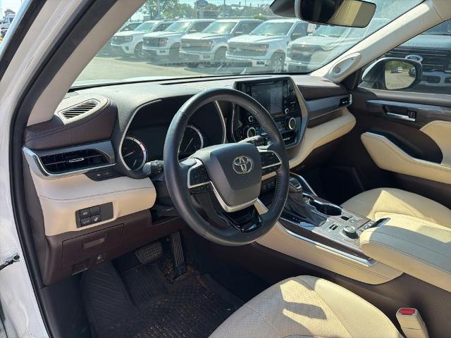 2022 Toyota Highlander Limited