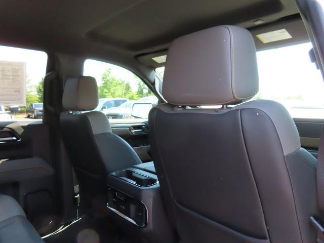 2022 Chevrolet Silverado 1500 4WD Crew Cab Short Bed ZR2