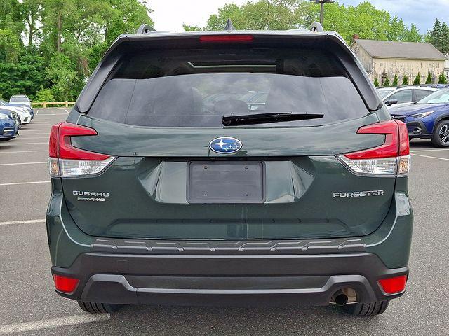 2024 Subaru Forester Premium