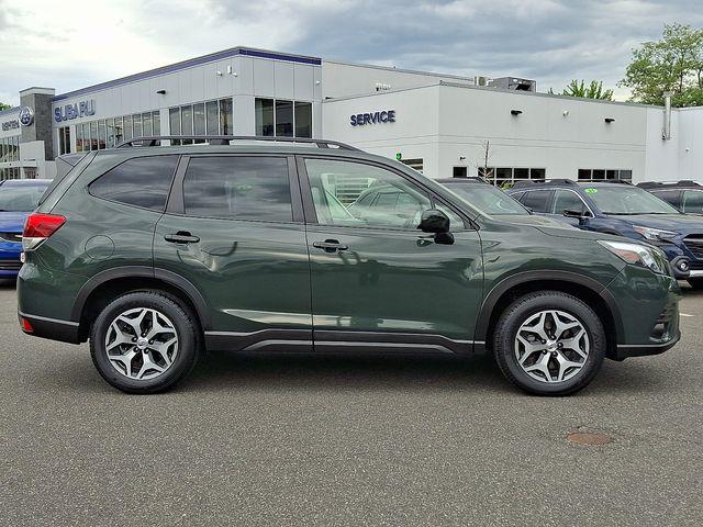 2024 Subaru Forester Premium