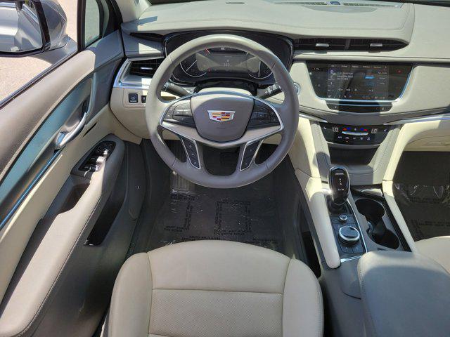 2024 Cadillac XT5 FWD Premium Luxury