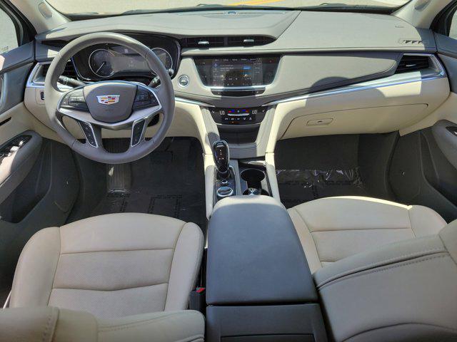2024 Cadillac XT5 FWD Premium Luxury