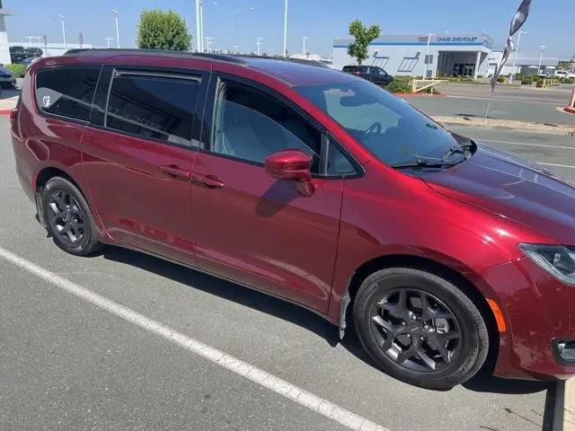 2020 Chrysler Pacifica 35th Anniversary Touring L