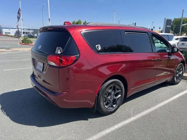 2020 Chrysler Pacifica 35th Anniversary Touring L