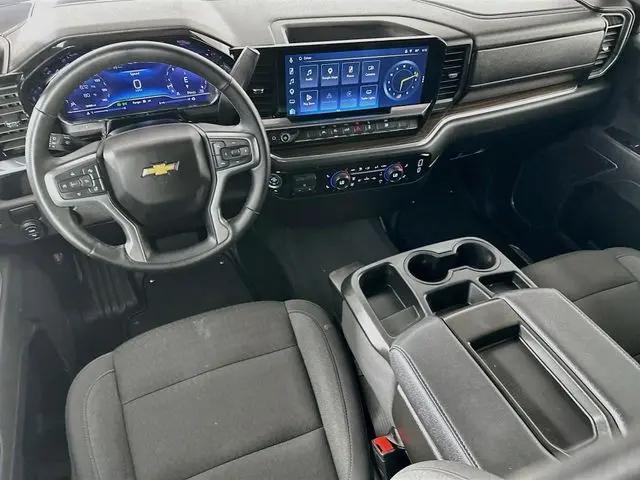 2025 Chevrolet Silverado 1500 2WD Crew Cab Short Bed LT