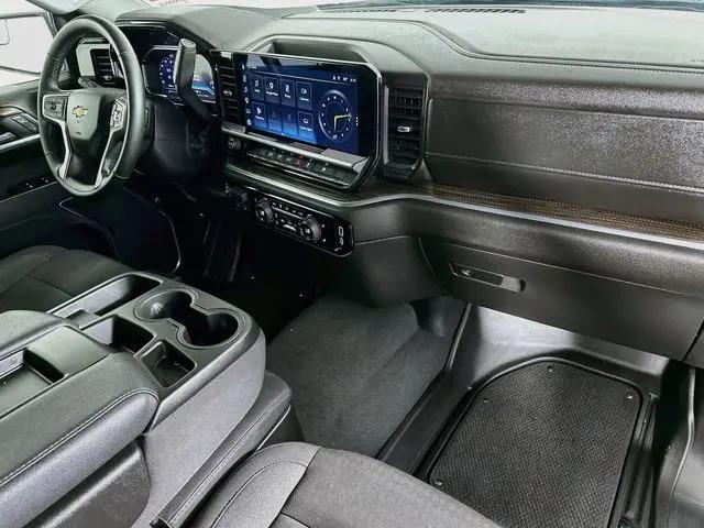 2025 Chevrolet Silverado 1500 2WD Crew Cab Short Bed LT