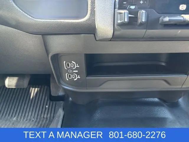 2024 Ram 3500 Tradesman Crew Cab 4x4 8' Box