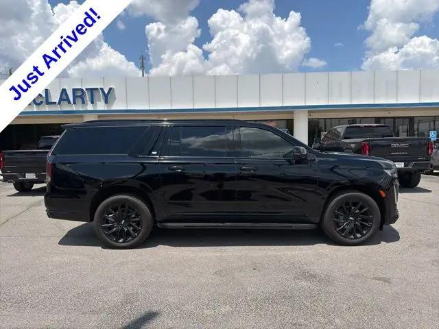 2023 Cadillac Escalade ESV 2WD Sport