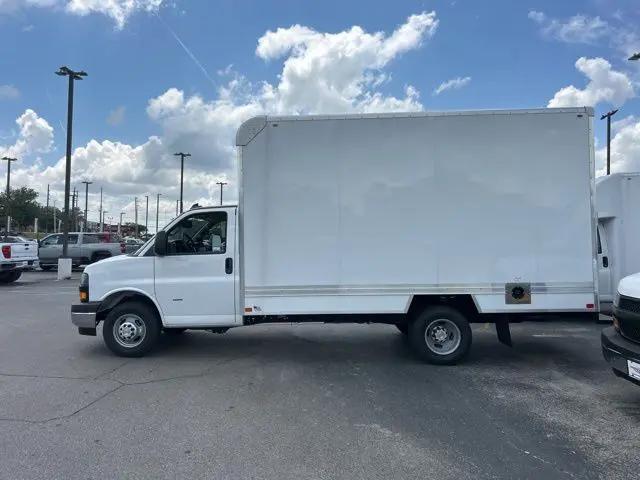 2026 Chevrolet Express Cutaway Work Van