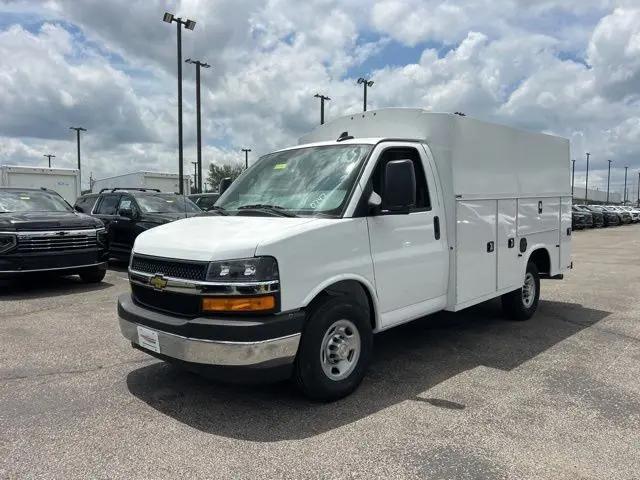 2026 Chevrolet Express Cutaway Work Van