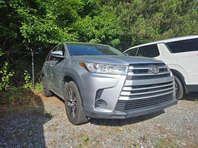 2018 Toyota Highlander LE