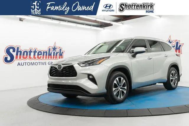 2024 Toyota Highlander XLE for sale in Rome, GA