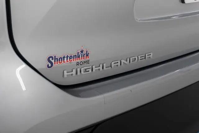 2024 Toyota Highlander XLE