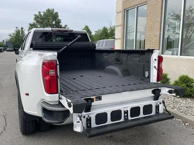 2024 Chevrolet Silverado 3500HD 4WD Crew Cab Long Bed LTZ