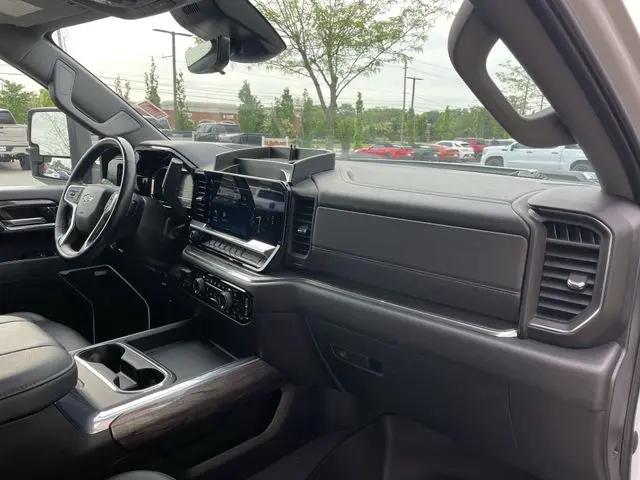 2024 Chevrolet Silverado 3500HD 4WD Crew Cab Long Bed LTZ